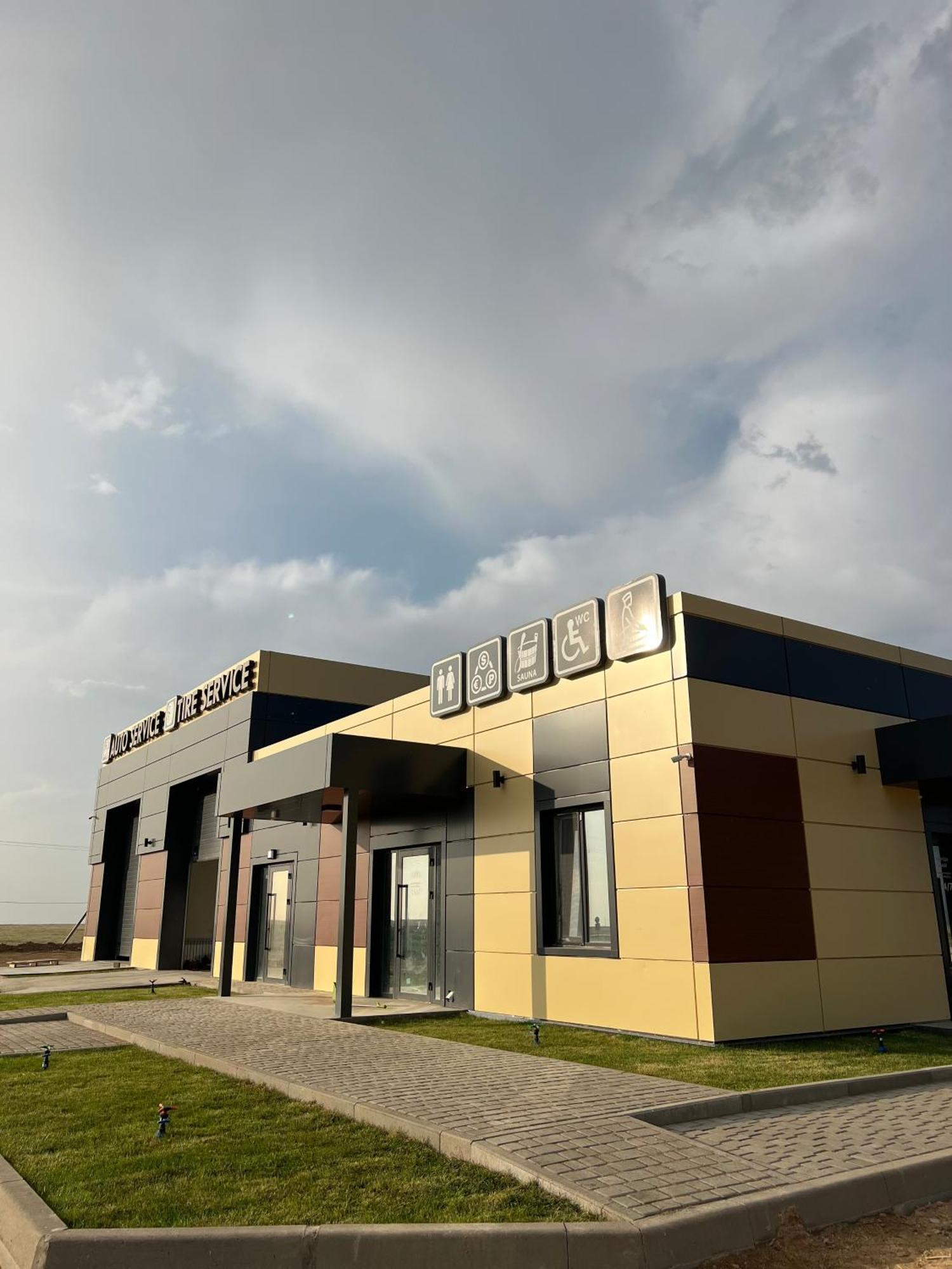 Alan Tir Parking Motel Zhympity Exterior photo
